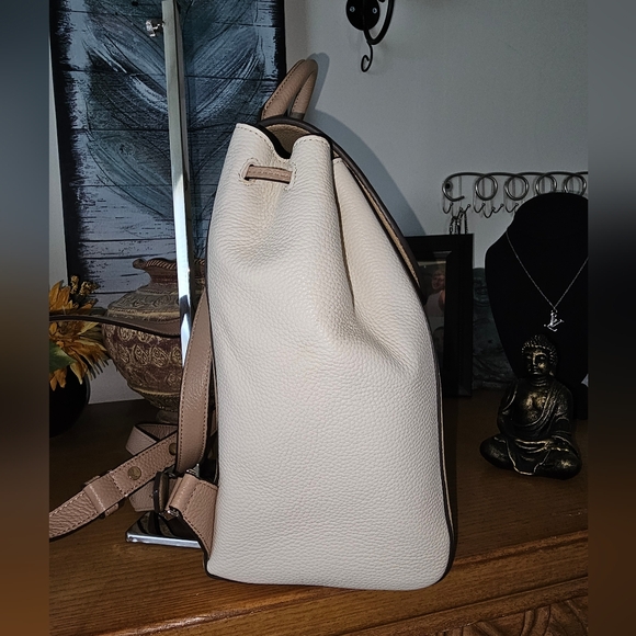 Kate Spade NWOT Knott Colorblock Pebbled Leather Medium backpack. Warm stone - Picture 4 of 15